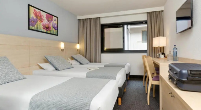 Трёхместный номер Standard Hôtel Padoue