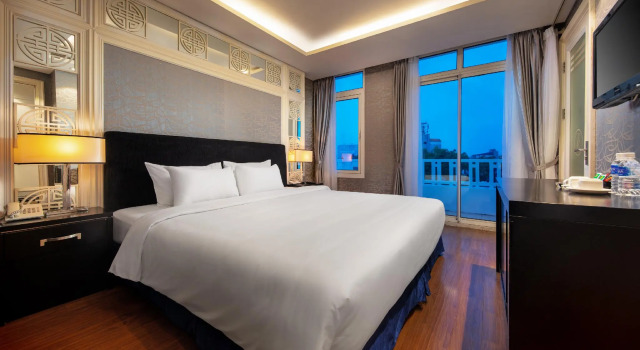 Номер Premium с балконом Classy Boutique Hotel