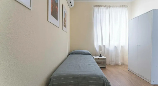 Spacious Apartment In Sori With Terrace