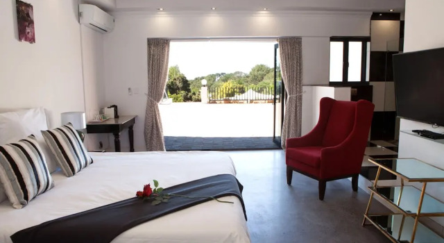 Люкс Purple Rayn Boutique Guest House