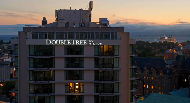 Номер Standard с красивым видом из окна DoubleTree by Hilton Hotel & Suites Victoria