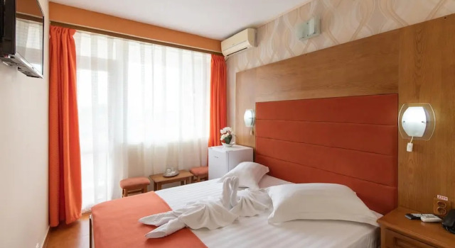 Camera Standard Hotel Delta