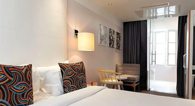 Номер Standard Hotel Le Placide Saint-Germain Des Prés
