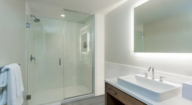 Двухместный номер Standard Element by Marriott Austin Downtown