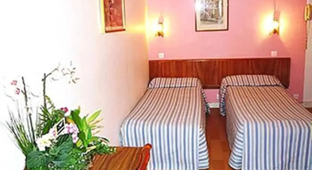 Четырёхместный номер Standard Hôtel Du Brabant