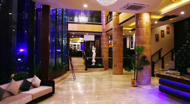 Tag Resorts OSR Lavanya, Rezervovat Hotel Nainital Uttarakhand
