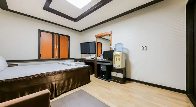 Jecheon The Wall Hotel, 预订 酒店 醴泉 忠清北道