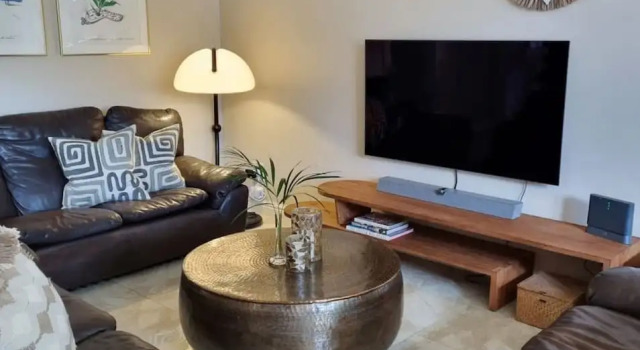 Апартаменты Luxurious Sea Point Apartment