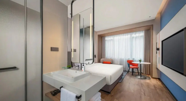 Двухместный номер Standard Holiday Inn Express Changzhou Henglin by IHG