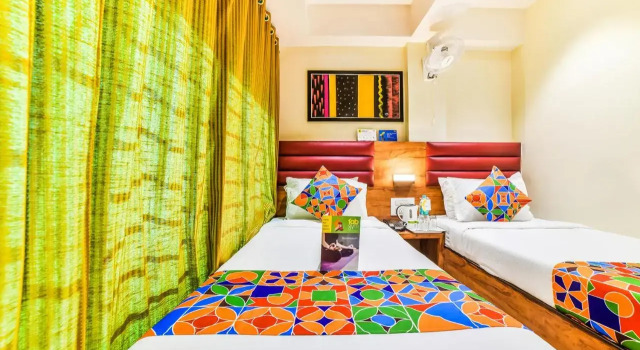 Via Deluxe Comfort, Забронировать Отель Отели штата Махараштры 3 звезды, 3*