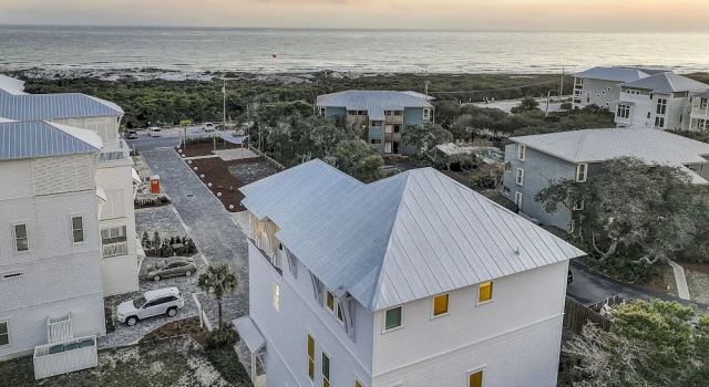 Коттедж с 5 комнатами Beach + Gulf Views With A 3rd Floor Pool Mala House Inlet Beach, Fl 5 Bedroom Home by RedAwning