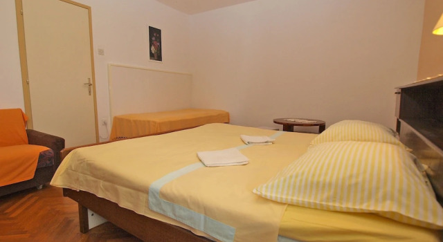 Apartment 256