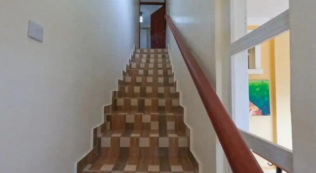 Maya Suites nyeri, Rezerwuj Hotel Nyeri Central