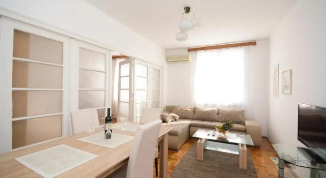 Апартаменты Deluxe Apartments City Hall