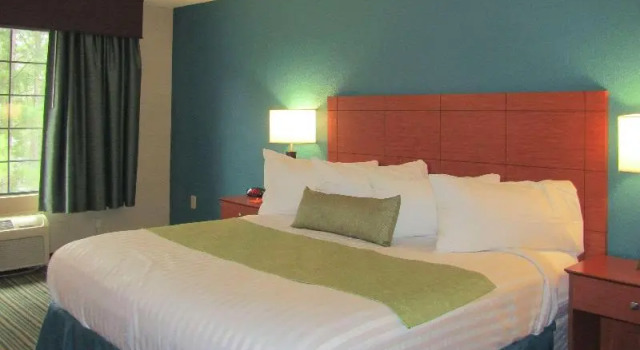 Номер Standard Days Inn by Wyndham Cedartown