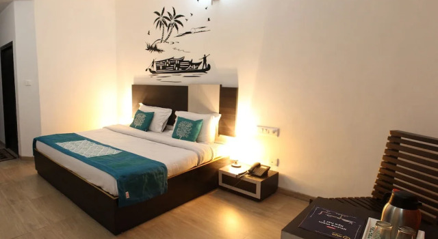 Номер Deluxe с балконом Hotel Vatika - the riverside resort