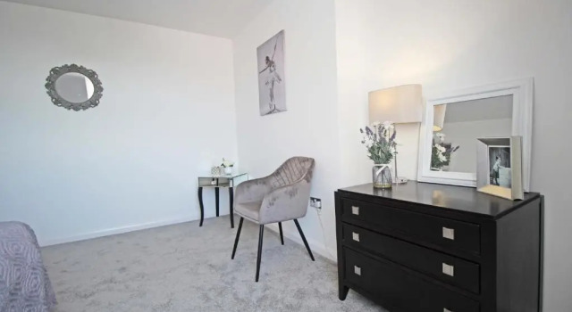Sea front luxury apartment with sea views, Prenota Appartamento Felixstowe Suffolk