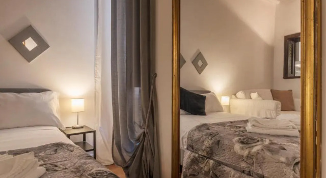 Fori Imperiali Elegant Apartment