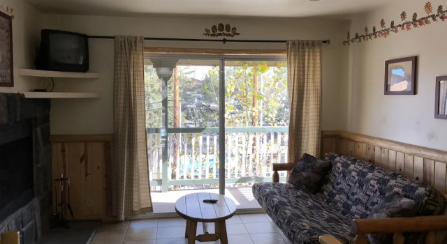 Семейный люкс c 1 комнатой Fireside Lodge