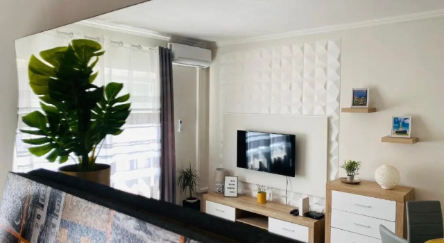 Апартаменты Sweet Central Apartment ,in the City center