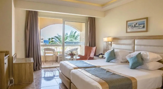 Трёхместный номер Egyptians and Residents Only Deluxe Beach Albatros Aqua Park - Hurghada