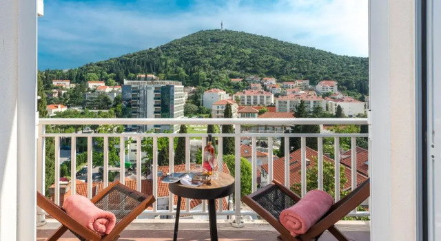 Апартаменты с 2 комнатами с частичным видом на море Apartment Marilyn
