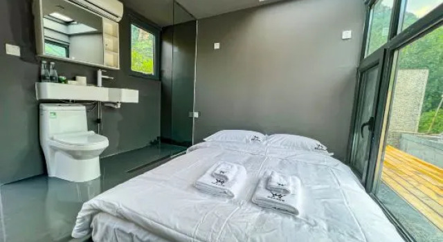 Кровать в общем номере Wanshenggu ART Homestay, Beijing