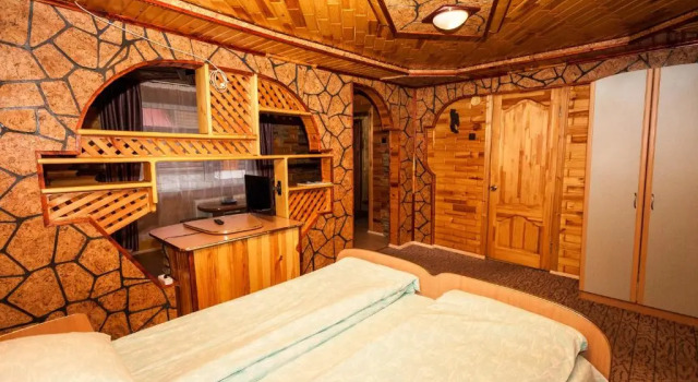 Smerekova Hata, Book Hotel Hoteller i Jablonitsa med parkering, Parkering