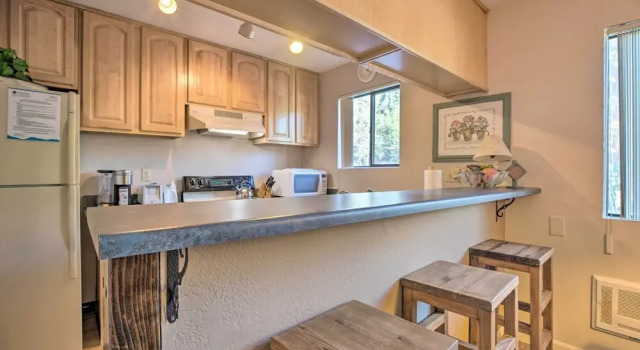 Апартаменты Cozy Mammoth Lakes Studio: 5 Mi to Ski Slopes