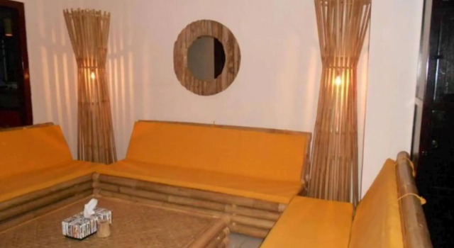 Venezia Homestay and Garden, Book Hotel Billige hoteller i Mantrijeron