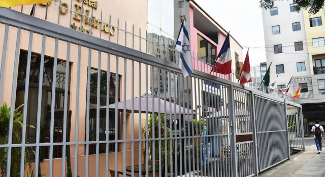 Hostal Oro Blanco Miraflores, Забронировать Отель Отели в центре Мирафлореса, в центре