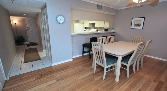 Beach Cottage 1105 Apartment, Забронировать Апартаменты/квартира Индиан-Шорс Клируотер-Бич, рядом с Town Square Nature Park