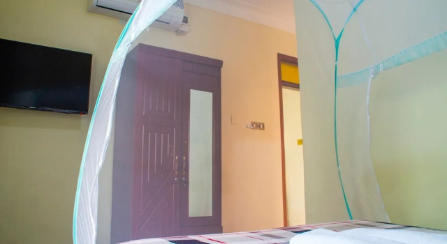 Don Thrill Hotel, Réserver Hôtel Gaba Kampala