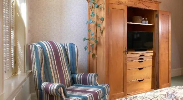 Четырёхместный номер Standard Washington House Inn