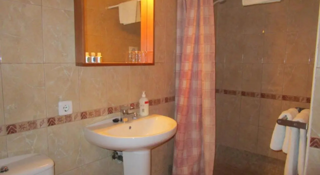 Апартаменты Fowlers Hotel