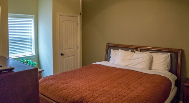 Коттедж с 5 комнатами Candlewyck Cove Resort
