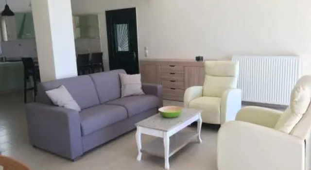 6 Emerald Bay