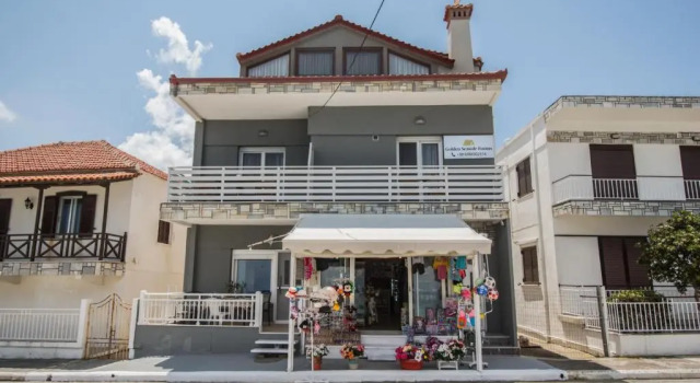 Golden Seaside 2, Book Hotel  