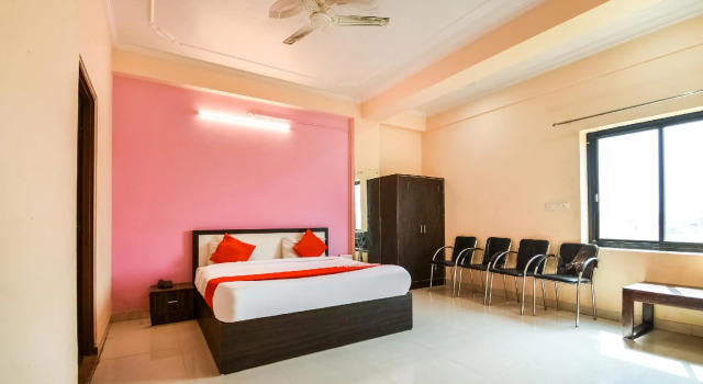 OYO Flagship 71491 Hotel Shri Ganesham