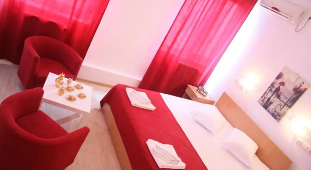 Hotel Sir Gara de Nord, Prenota Hotel Hotel a Bucarest con colazione, vicino a BRD Tower, Colazione