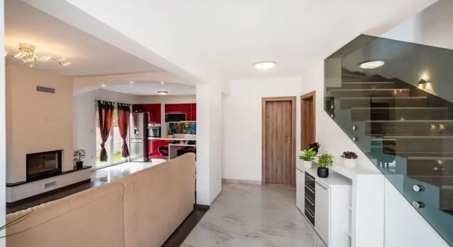Urban and quiet holiday house Bianca