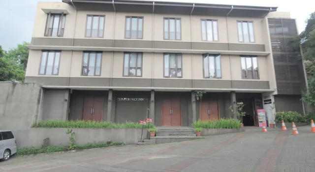 Airy Sukasari Setrasari Raya 10 Bandung, Rezervasyon Otel Bandung Kidul Bandung