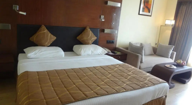 Номер Superior The Fern Residency Ahmedabad, Subhash Bridge, Series by Marriott