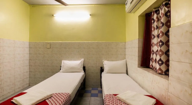 Spot On 45777 Triplicane High Rd, Забронировать Отель Трипликане Ченнаи, рядом с MGR Memorial
