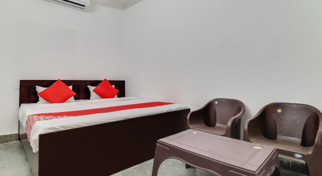 OYO 77411 Hotel Bird Nest