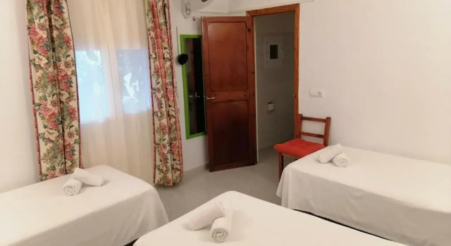 Трёхместный номер Economy Hostal Pepe