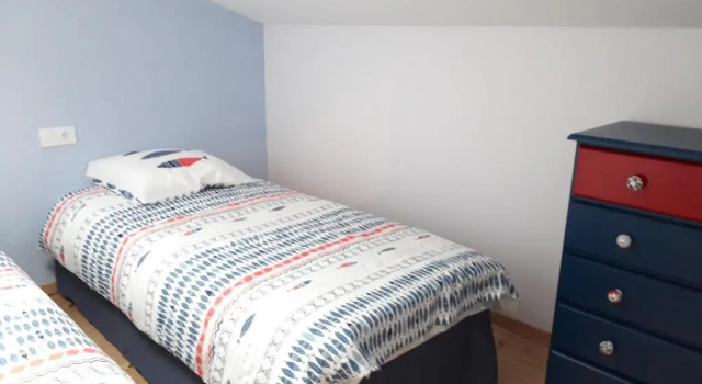 Коттедж Large friendly and bright villa with pool