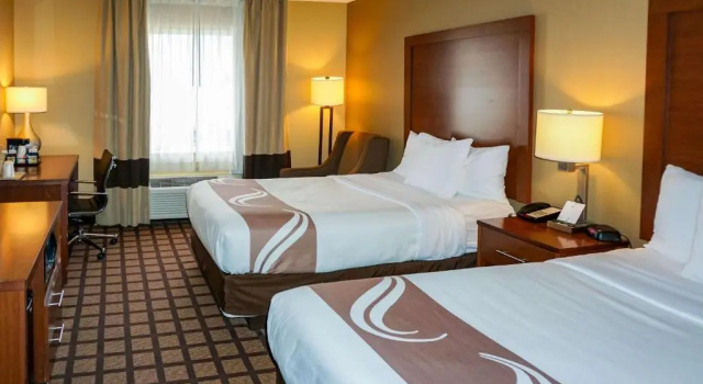 Четырёхместный номер Standard Quality Inn & Suites Georgetown - Seaford