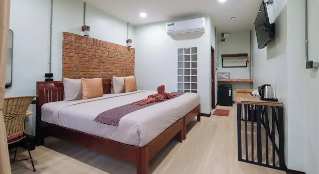 Двухместный номер Standard с балконом и с красивым видом из окна Pongphen Guesthouse