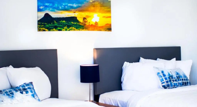 Четырёхместный номер Deluxe Blue Sage Inn & Suites